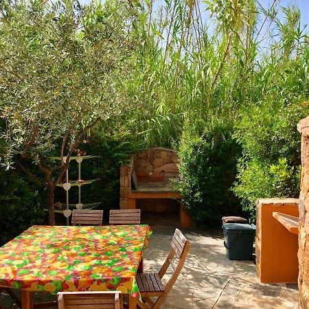 Villetta Il Corallo San Teodoro  Bagian luar foto